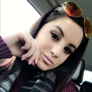 Meet your Posher, Brittany